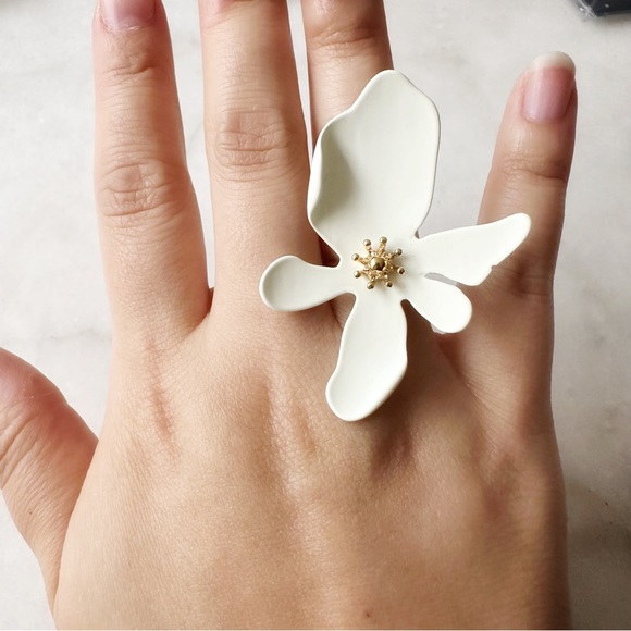 WANDERLUST + CO ring - Picture 4 of 4